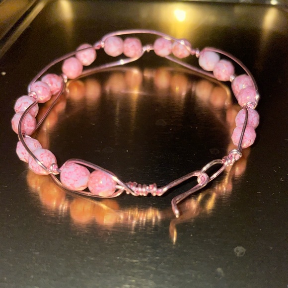 NEW HANDMADE pink bracelet - Picture 3 of 5